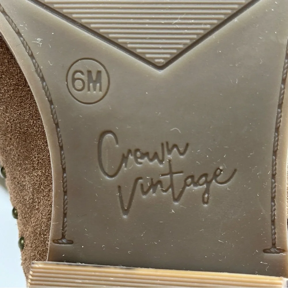 Crown Vintage CV Kavita Suede Studded Stacked Heel Ankle Booties 6M NWOT Western